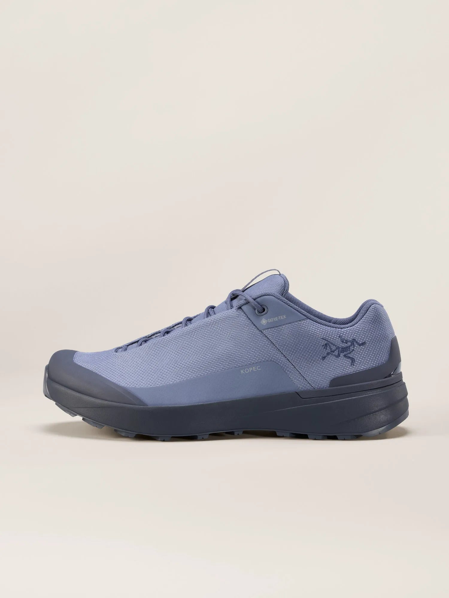 Stratus / Passport Grey